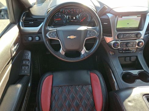 Used 2019 Chevrolet Tahoe LT w/ RST Edition image 14