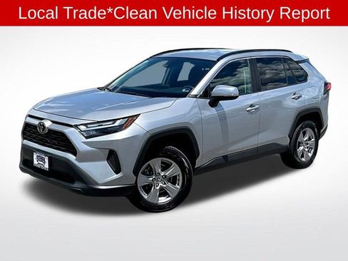 Used 2023 Toyota RAV4 XLE AWD/4WD image 3