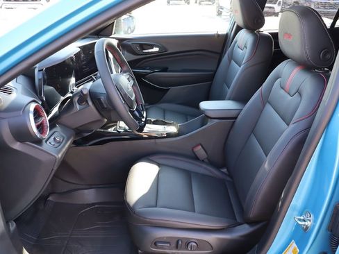 New 2026 Chevrolet Trax RS w/ Sunroof Package image 8