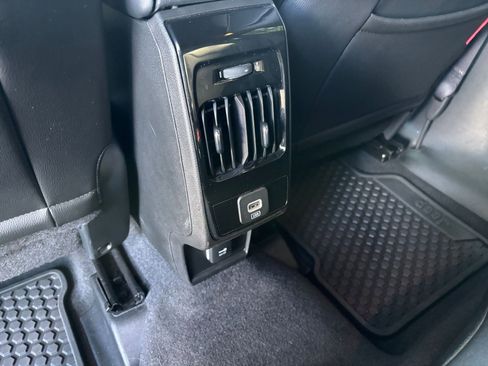 Used 2025 Jeep Compass Trailhawk image 24