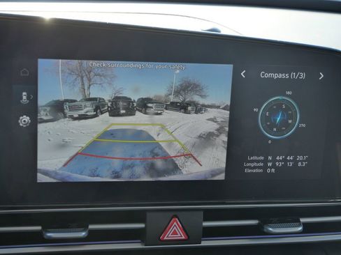 Used 2024 Hyundai Elantra SEL image 49