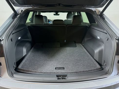 New 2026 Volkswagen Atlas Cross Sport SEL Premium R-Line image 27