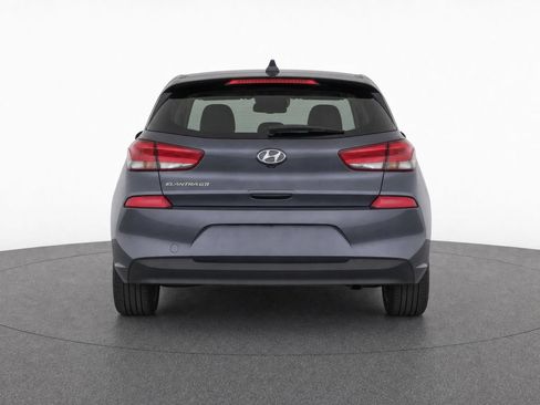 Used 2018 Hyundai Elantra GT FWD image 10