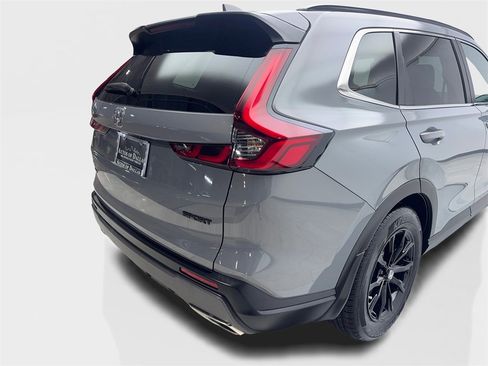 Used 2025 Honda CR-V Sport image 18