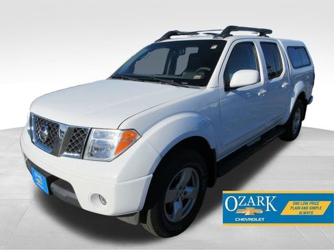 Used 2008 Nissan Frontier LE w/ Leather Pkg image 1