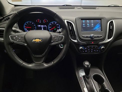 Used 2018 Chevrolet Equinox LT FWD image 22