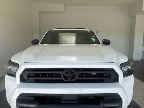 Certified 2025 Toyota 4Runner SR5 image 4