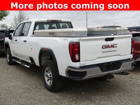 Used 2021 GMC Sierra 2500 4x4 Crew Cab w/ Fleet Convenience Package image 3