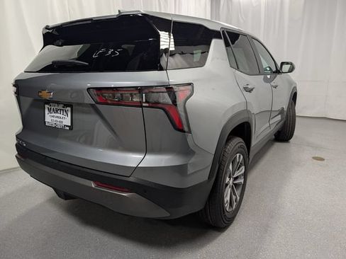 New 2027 Chevrolet Equinox LT FWD image 3