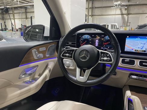 Certified 2021 Mercedes-Benz GLE 350 4MATIC image 3