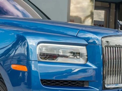 Used 2021 Rolls-Royce Cullinan Black Badge image 29