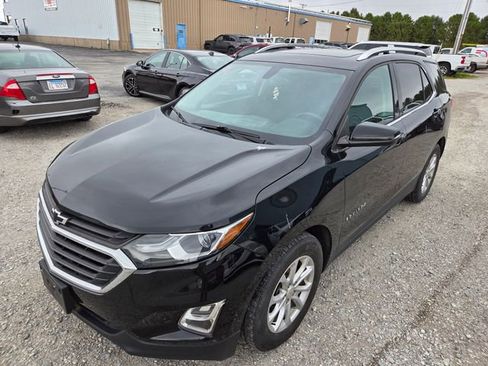 Used 2018 Chevrolet Equinox LT w/ Sun & Infotainment Package FWD image 5