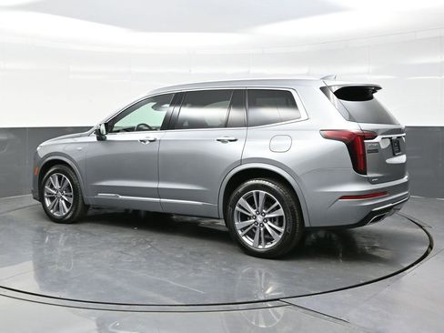 Certified 2025 Cadillac XT6 Premium Luxury image 4