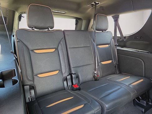 Used 2023 GMC Yukon XL AT4 w/ Max Trailering Package AWD/4WD image 12