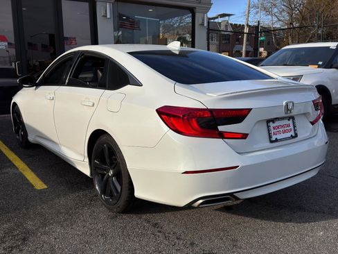 Used 2020 Honda Accord Sport image 6