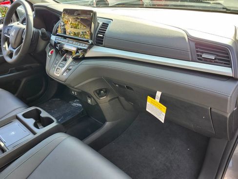 New 2026 Honda Odyssey EX-L image 17