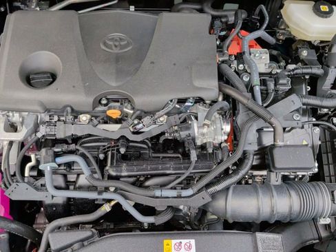 Used 2025 Toyota Camry LE w/ Convenience Package FWD image 32