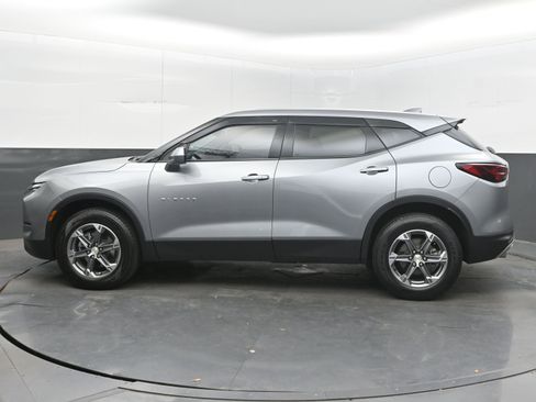 Used 2023 Chevrolet Blazer LT FWD image 7