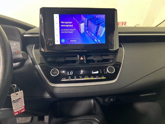 Used 2024 Toyota Corolla LE FWD image 18