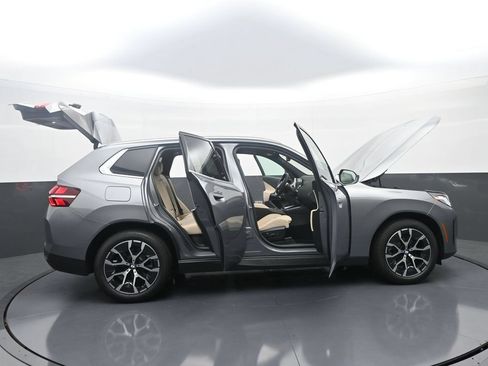 New 2026 BMW X3 xDrive30i w/ Premium Package AWD/4WD image 44