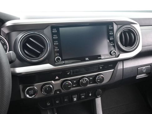 Used 2023 Toyota Tacoma Limited AWD/4WD image 8