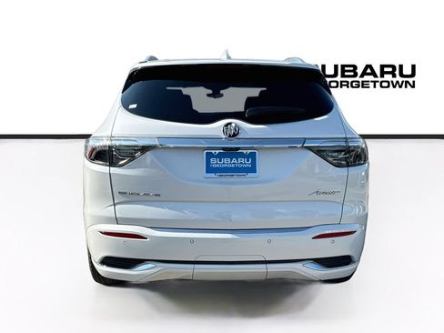 Used 2022 Buick Enclave Avenir w/ Avenir Technology Package FWD image 6