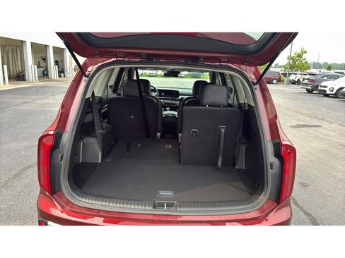 Used 2024 Kia Telluride S w/ S Sunroof Package AWD/4WD image 9