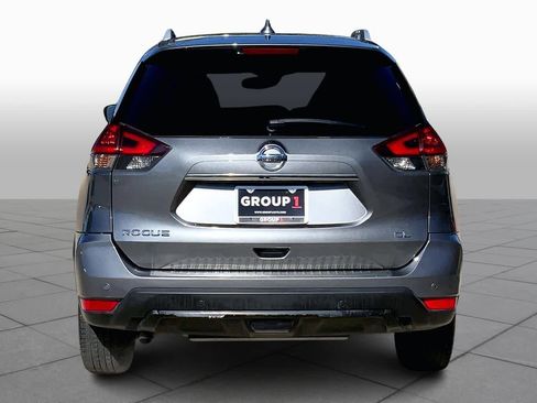 Used 2019 Nissan Rogue SL image 4