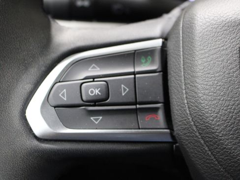 Used 2025 Jeep Compass Limited AWD/4WD image 10