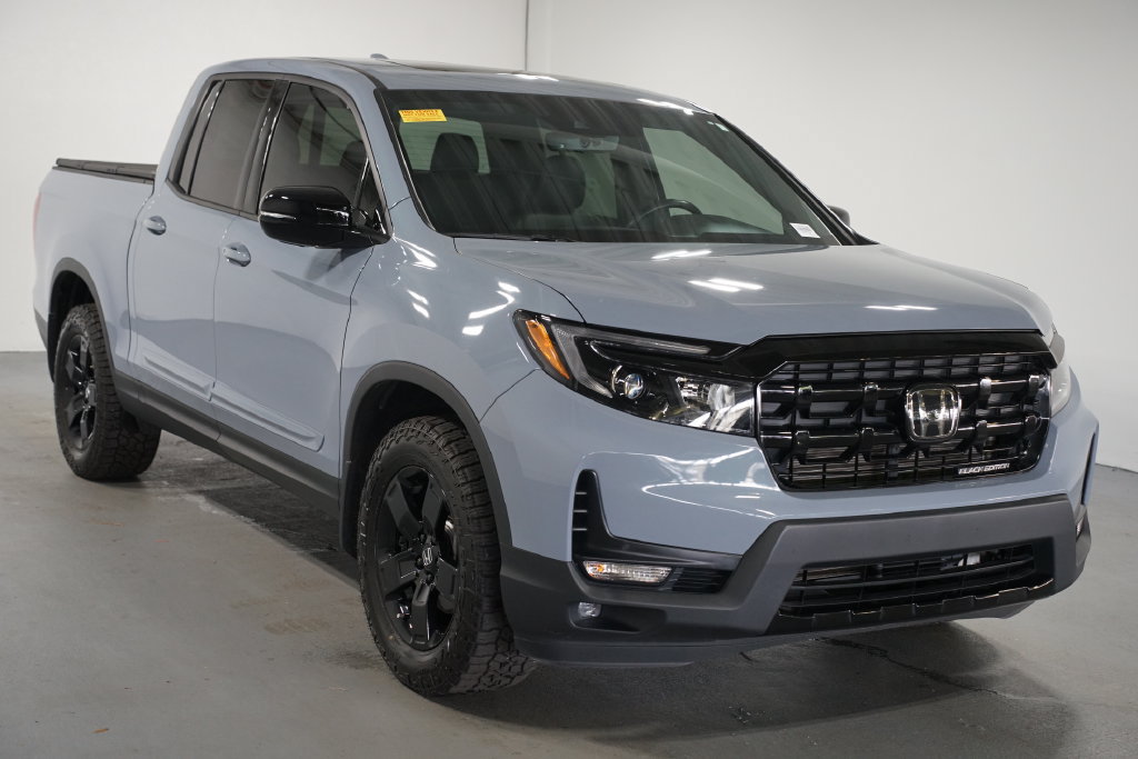 Used 2024 Honda Ridgeline Black Edition image 3