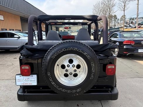 Used 1997 Jeep Wrangler Sport image 18