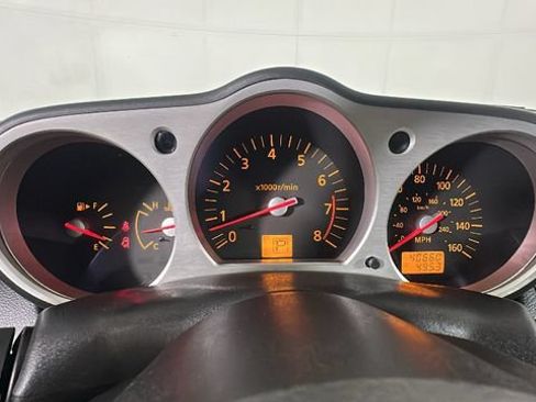Used 2004 Nissan 350Z Touring RWD image 15