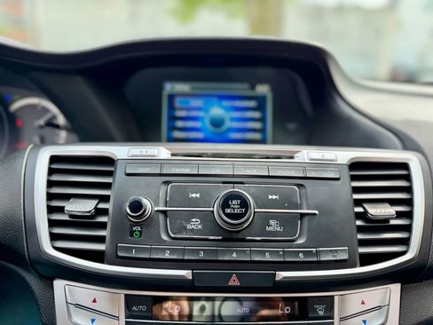 Used 2014 Honda Accord LX image 16