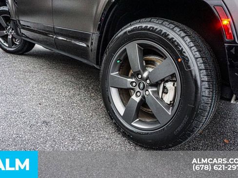 Used 2023 Land Rover Defender 110 X-Dynamic SE image 16