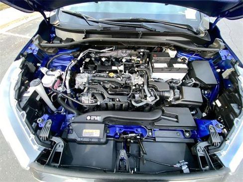 Certified 2023 Toyota Corolla Cross XLE image 25