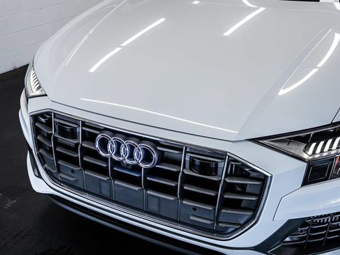 Used 2023 Audi Q8 Premium Plus w/ Premium Plus Package AWD/4WD image 10