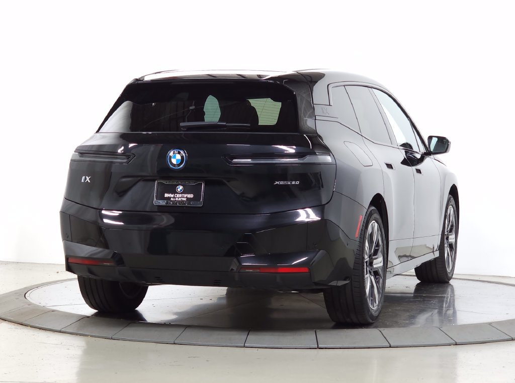 Certified 2024 BMW iX xDrive50 w/ Sport Package AWD/4WD image 11