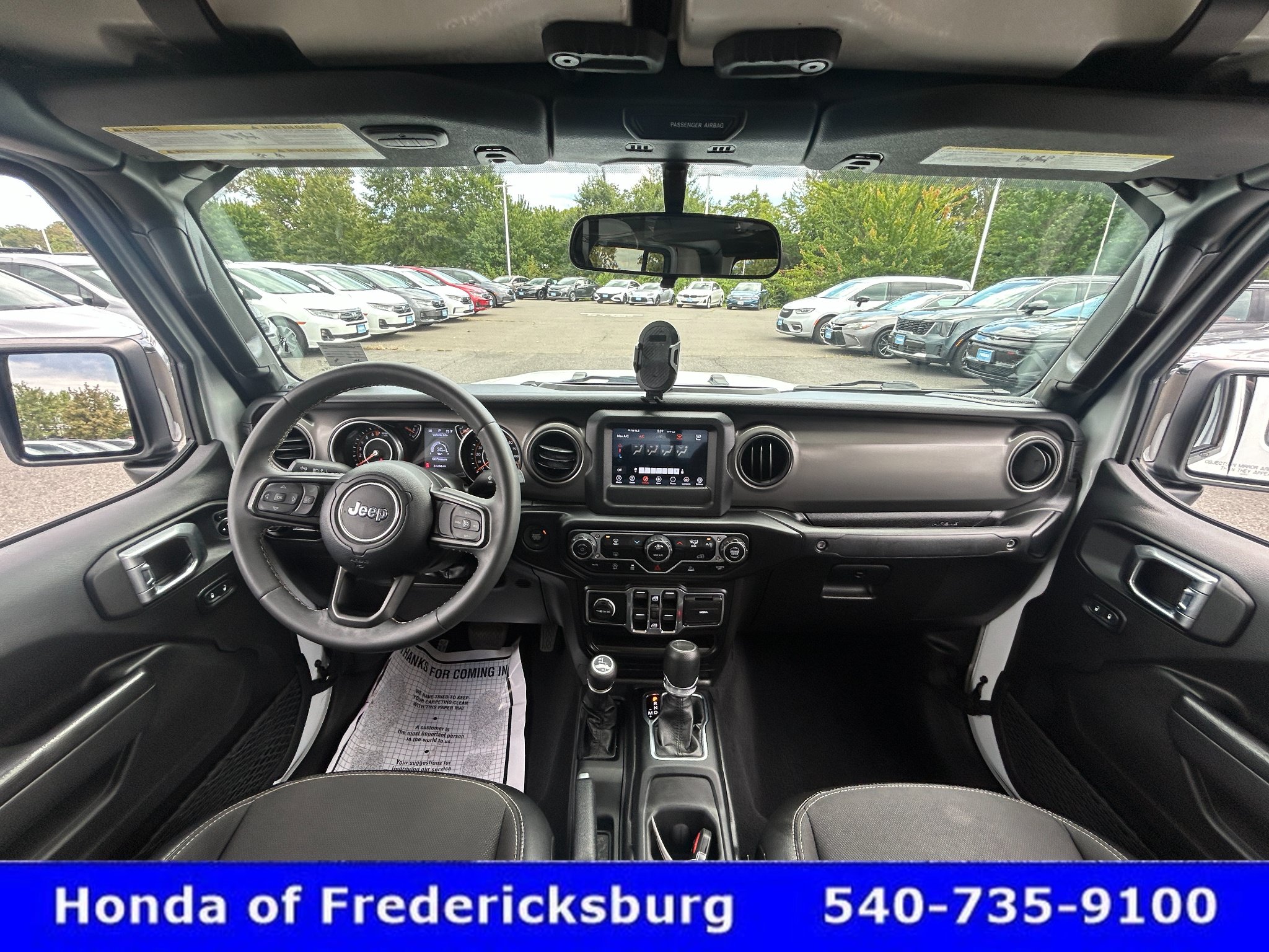 Used 2023 Jeep Gladiator Sport AWD/4WD image 29