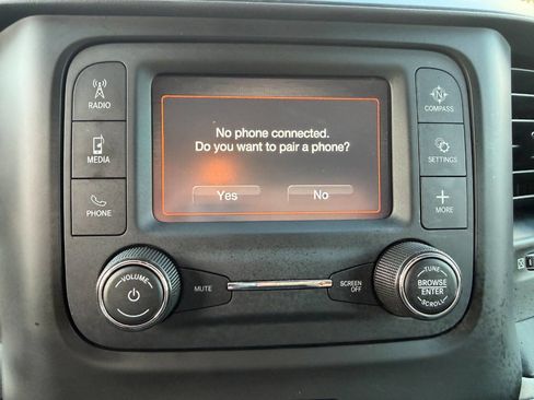 Used 2019 RAM 1500 Big Horn image 19