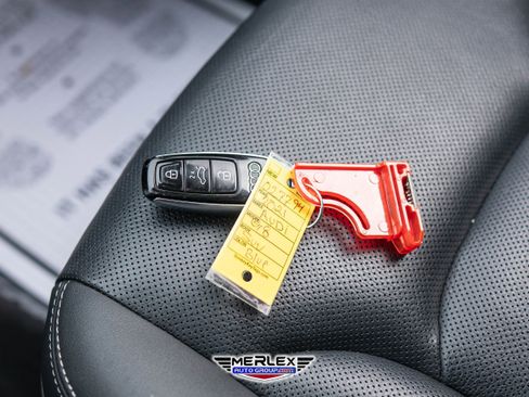 Used 2021 Audi Q8 Premium Plus w/ Premium Plus Package image 53