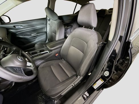 Used 2022 Nissan Altima 2.5 S FWD image 22