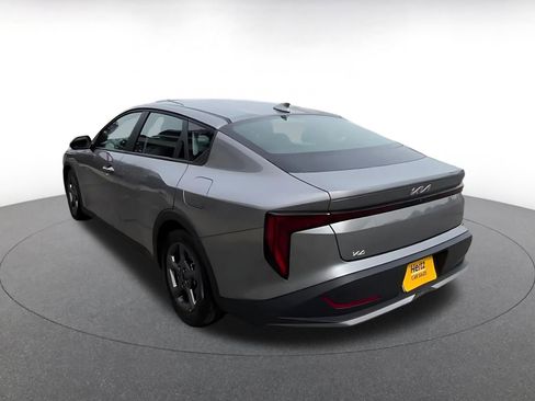 Used 2025 Kia K4 LXS image 11