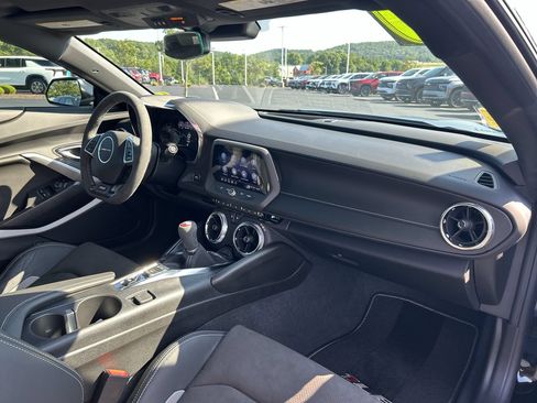 Used 2020 Chevrolet Camaro SS RWD image 15
