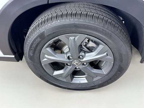 Certified 2026 Honda HR-V LX image 35