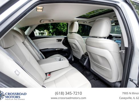 Used 2018 Toyota Avalon XLE Premium FWD image 26