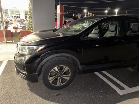 Used 2017 Honda CR-V LX image 1