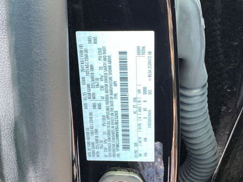 Used 2025 Ford Escape ST-Line image 10