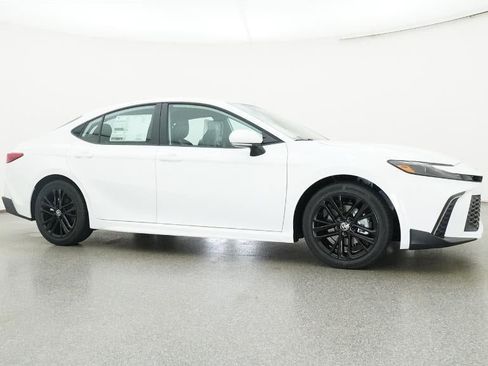 New 2026 Toyota Camry SE image 61