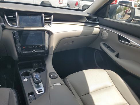 Used 2024 INFINITI QX50 Luxe image 18