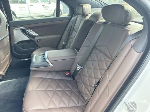 New 2026 BMW 740i w/ Premium Package image 12